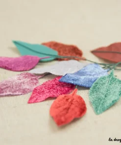 Feuille velours cerisier | Accessoire Modiste 52 x 30 mm