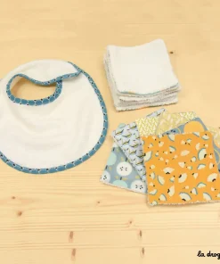 Tout en douceur : lingettes et bavoir pour bébé | Kit à coudre
